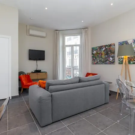 Sleeps 6 Air Con Wifi * Cannes